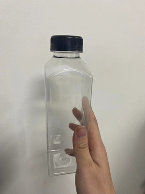بطری آبمیوه 250 میلی لیتر 350 میلی لیتر 500 میلی لیتر بدون BPA شکل مربع خالی پلاستیکی بطری نوشیدنی PET برای بسته بندی آبمیوه