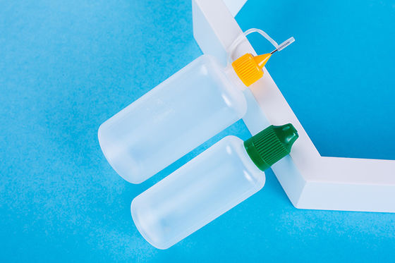 بطری‌های کوچک مشکی شفاف برای مایعات با حجم 10 میلی‌لیتر، 15 میلی‌لیتر، 30 میلی‌لیتر، 60 میلی‌لیتر، 80 میلی‌لیتر و 100 میلی‌لیتر