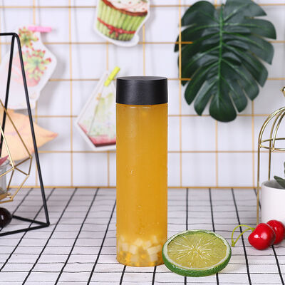 دستگیره بله بطری های چای شیر 05 کیلوگرم پیچ بر روی پوشش طراحی ضد نشت ایده آل برای بسته بندی و توزیع نوشیدنی های تجاری