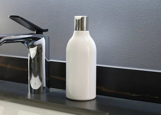UV Electroplated Cap Plastic Lotion Bottles HDPE Collar Material and PMMA Plastic Varieties for Skincare